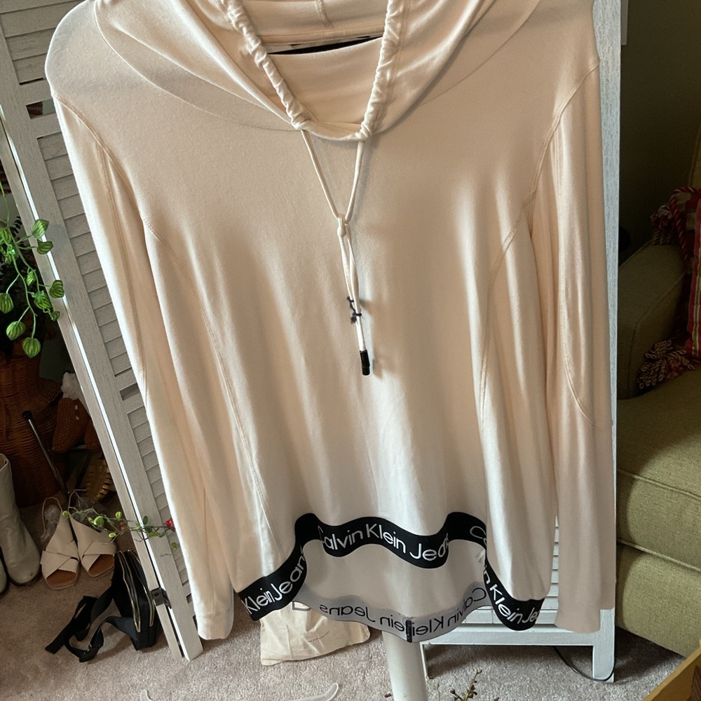 NWOT Calvin Klein Women’s